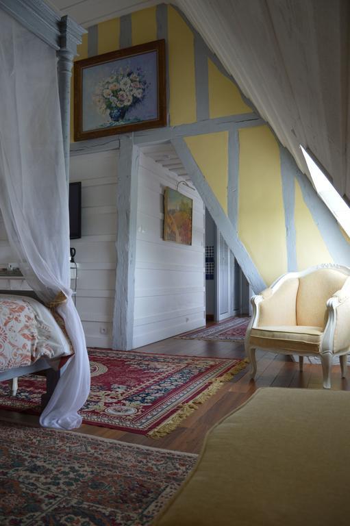 Bed and Breakfast La Grange Des Marettes Cléres Exteriér fotografie