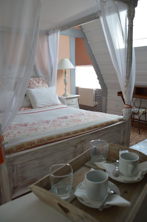 Bed and Breakfast La Grange Des Marettes Cléres Exteriér fotografie