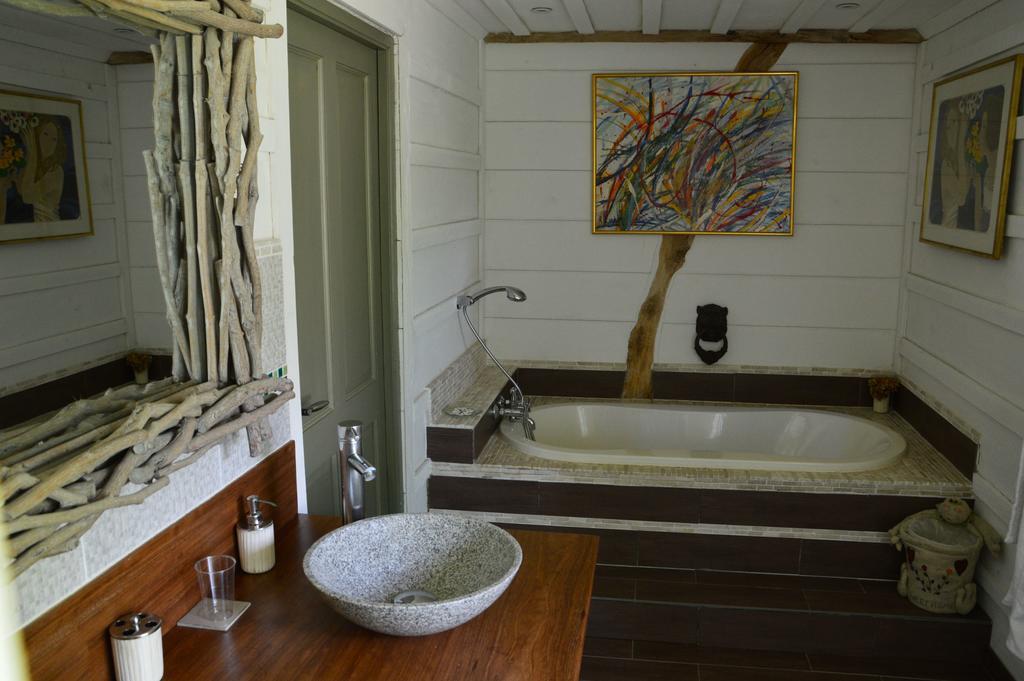 Bed and Breakfast La Grange Des Marettes Cléres Exteriér fotografie